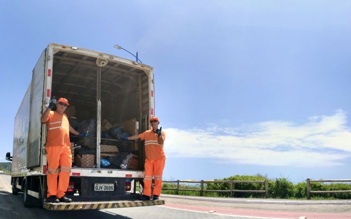Empresa reforçou as equipes que trabalham nas praias (Foto: Divulgação)