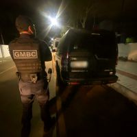 Golpista engana guincheiro, sequestra Land Rover e pede R$ 8 mil de resgate