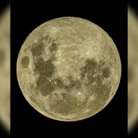 Fotógrafo de BC faz close espacial da lua cheia