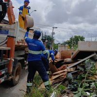 Águas de Camboriú e voluntários ajudam na reconstrução da cidade