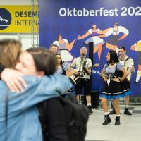 Aeroporto de Navegantes lota no último finde da Oktoberfest