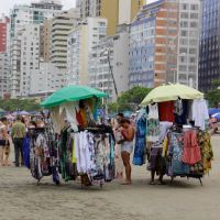 Últimos dias para se credenciar como ambulante em BC