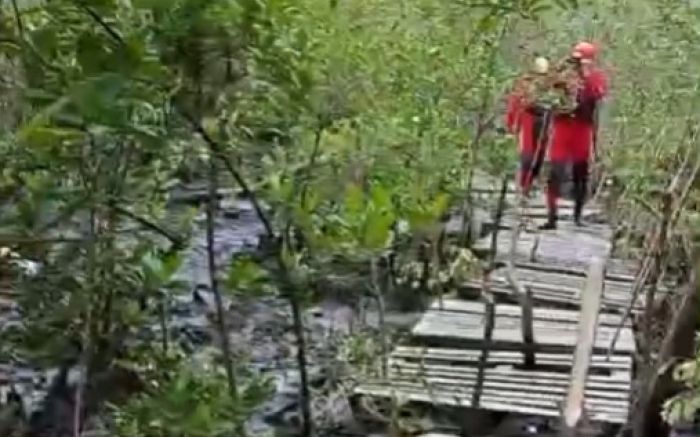 Testemunhas viram pescador ao lado de mulher tatuada momentos antes do desaparecimento (Foto: Bombeiros Voluntários / Reprodução)